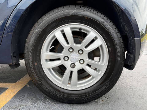 2015 Chevrolet Sonic LT Auto