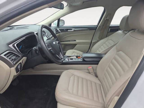 2020 Ford Fusion SEL