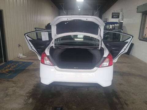 2017 Nissan Versa 1.6 S Plus