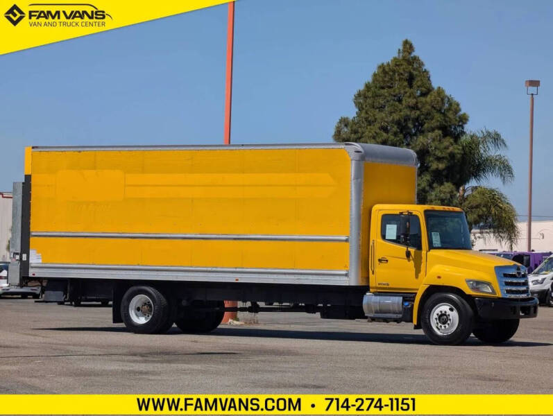 2020 Hino 268A