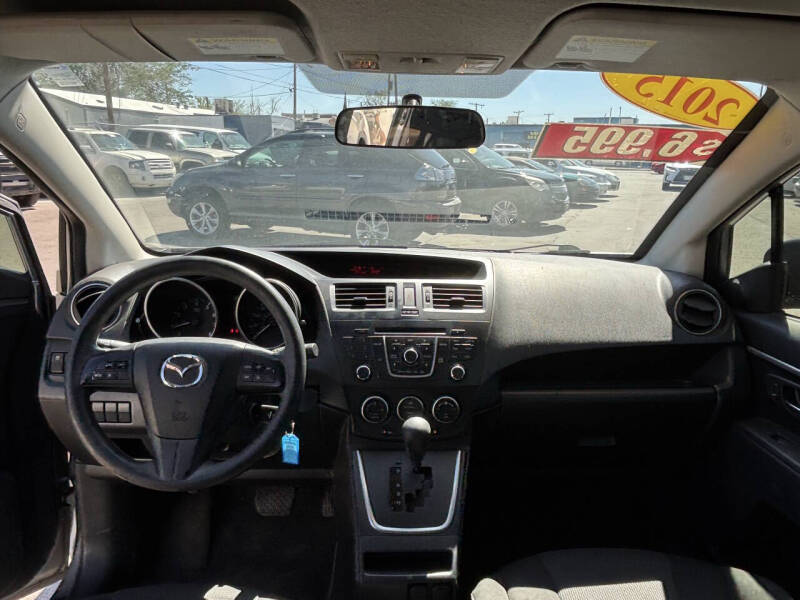 2015 Mazda MAZDA5 Sport