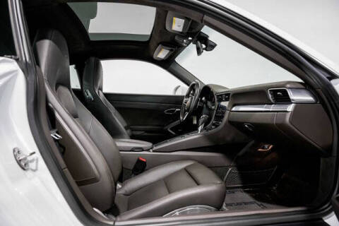 2019 Porsche 911 Carrera S