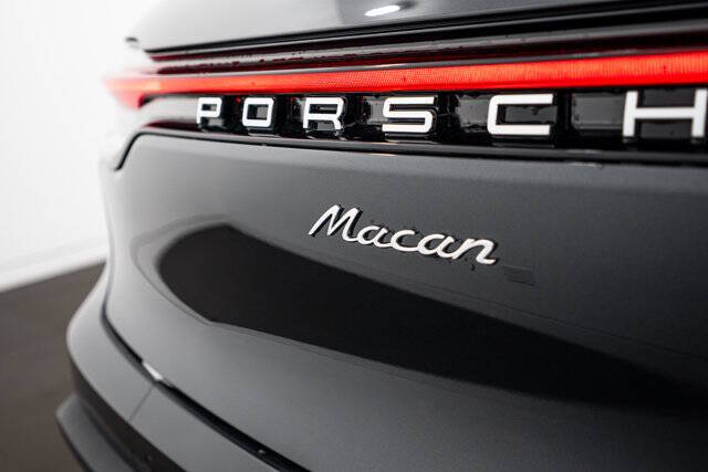 2026 Porsche Macan