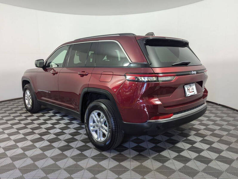 2024 Jeep Grand Cherokee Laredo