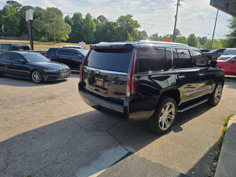 2020 Cadillac Escalade Luxury