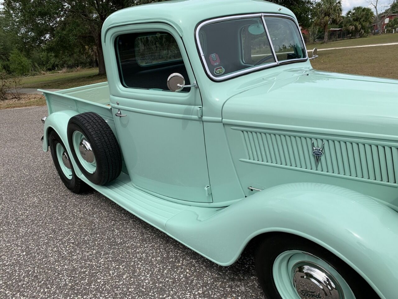 1937 Ford Pickup 10
