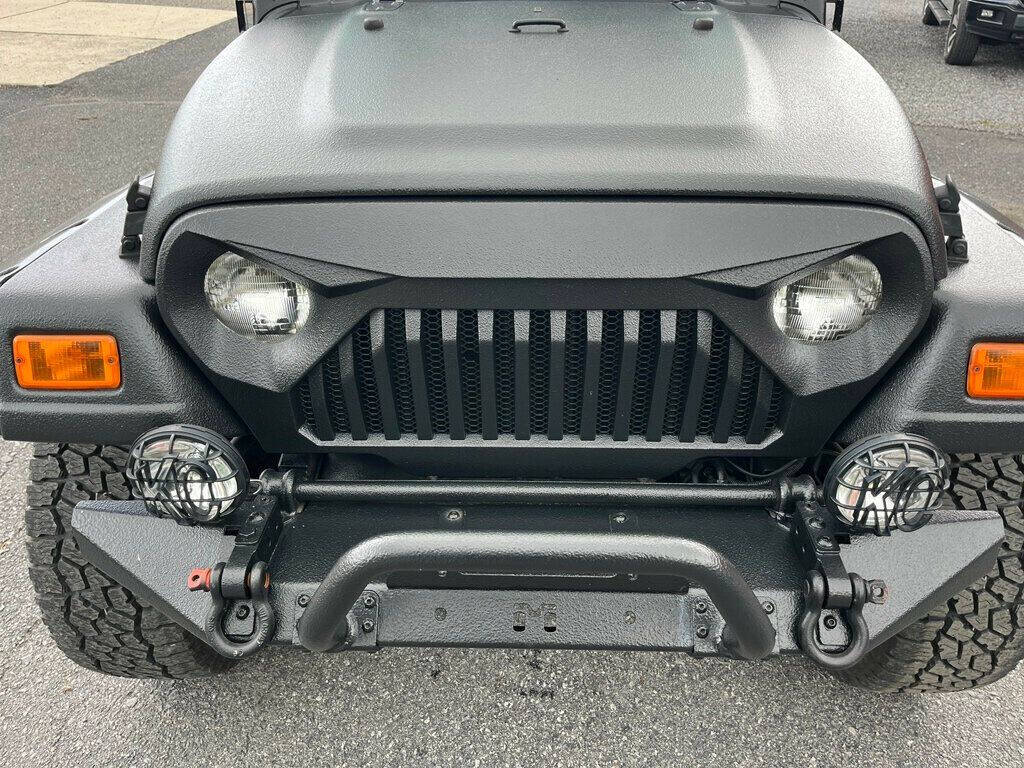 2004 Jeep Wrangler 11