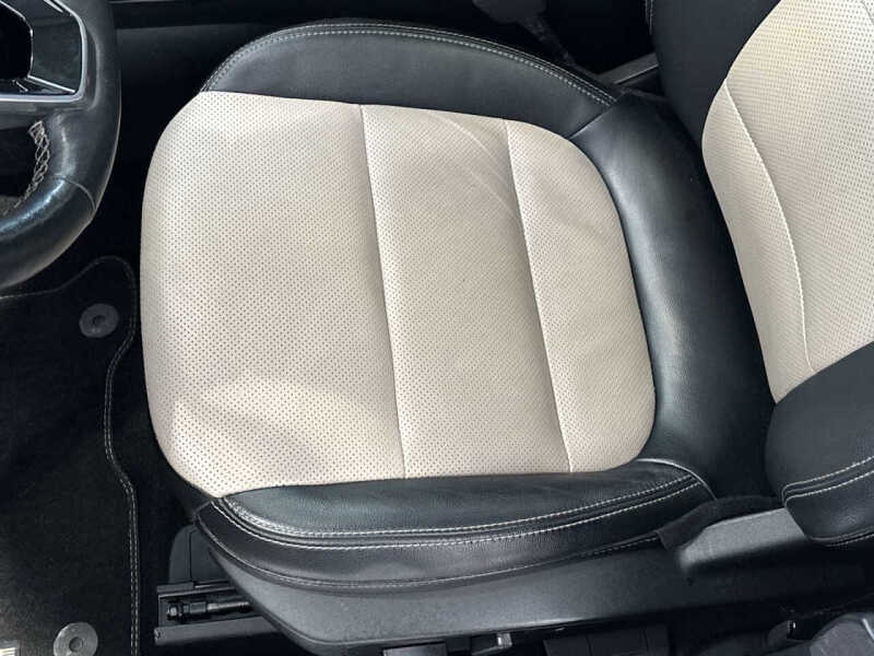 2022 Ford Escape Plug-In Hybrid Titanium