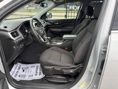 2017 GMC Acadia SLE-1