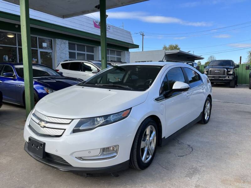 2015 Chevrolet Volt for sale at Auto Outlet Inc. in Houston TX
