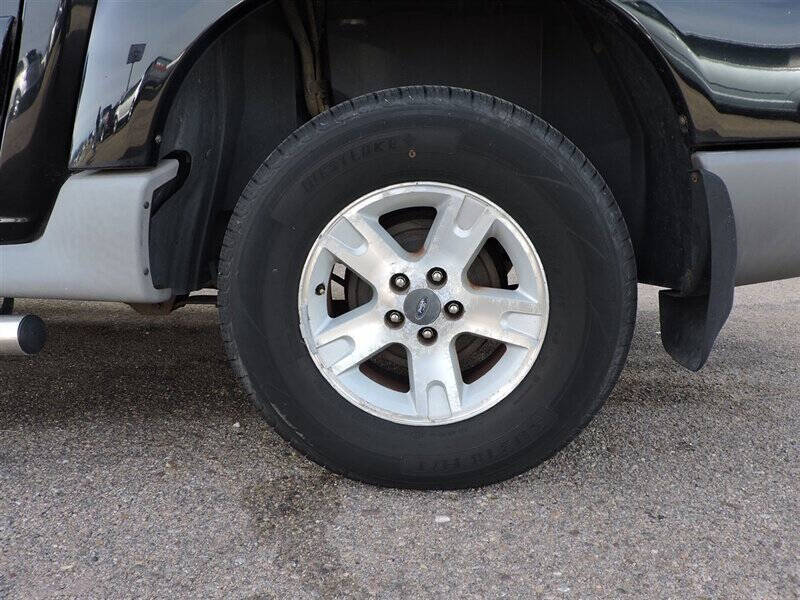 2002 Ford Explorer Sport Trac Value