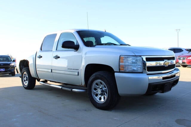 2011 Chevrolet Silverado 1500 for sale at Cresco Motor Company in Cresco, IA