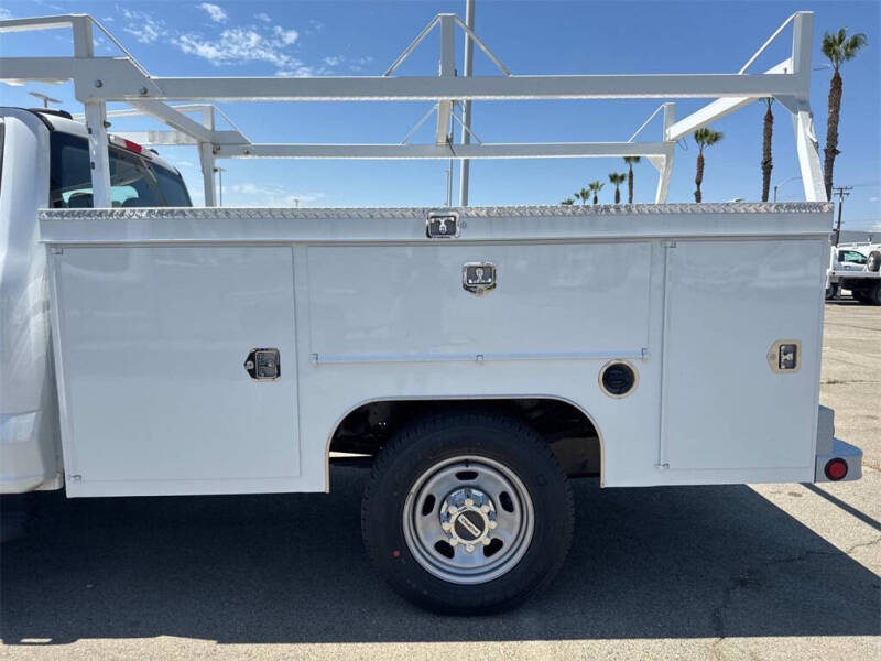 2025 Ford F-350 Super Duty XL