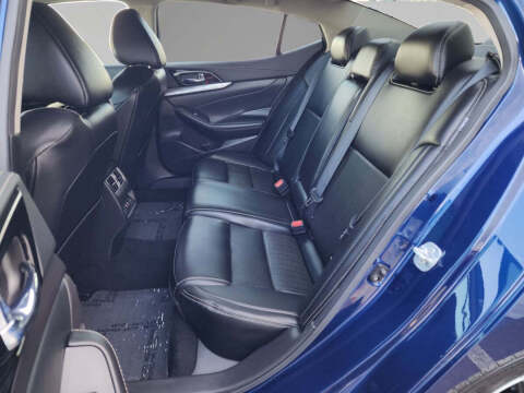 2023 Nissan Maxima
