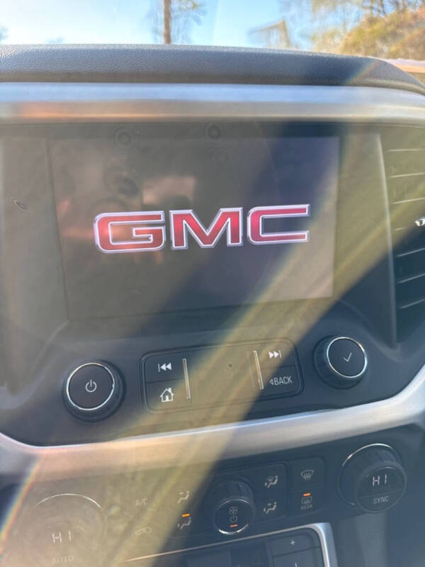 2020 GMC Acadia SLE