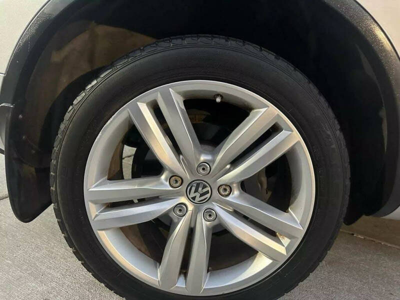 2014 Volkswagen Touareg V6 Executive