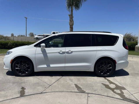 2021 Chrysler Pacifica Touring L
