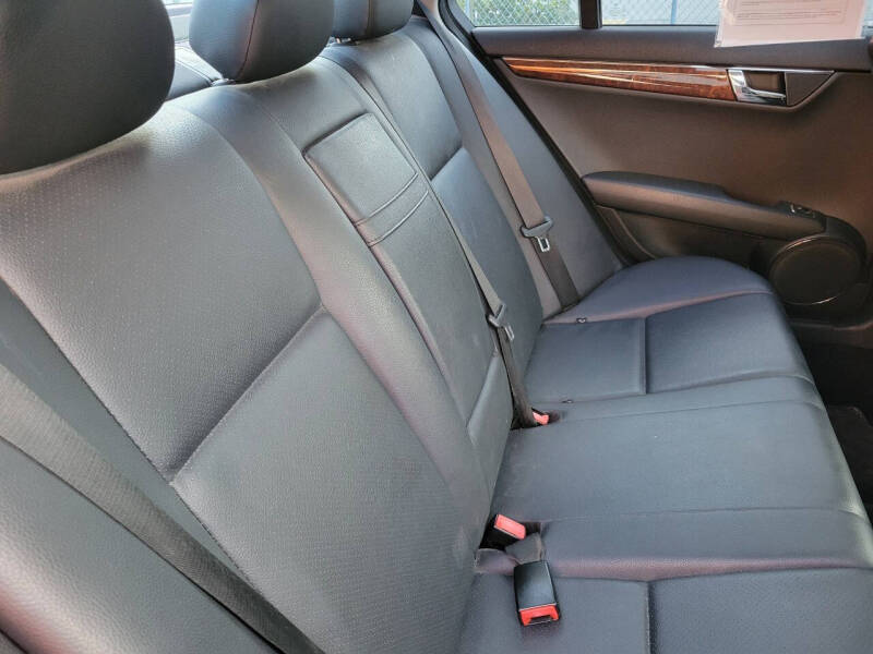 2009 Mercedes-Benz C-Class C 300 Luxury