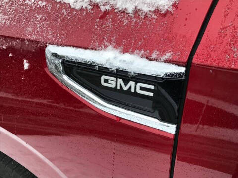 2024 GMC Yukon SLE