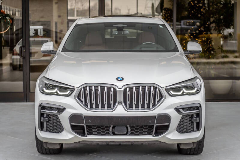 2022 BMW X6 xDrive40i