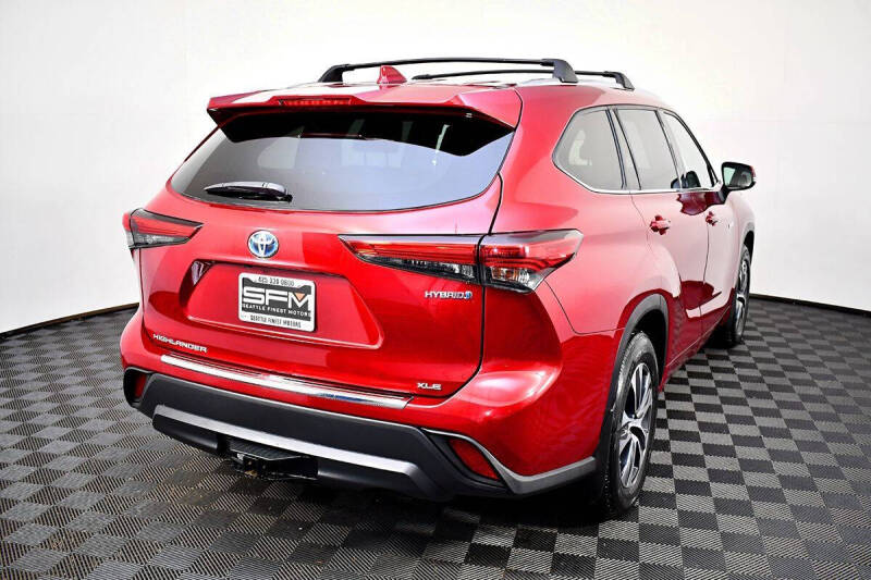 2020 Toyota Highlander Hybrid XLE