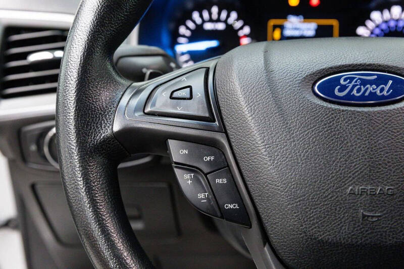 2016 Ford Edge SE