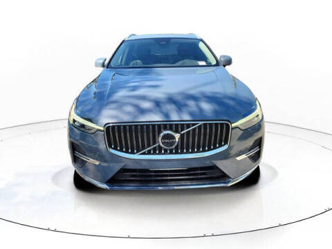 2023 Volvo XC60 B5 Plus Bright Theme