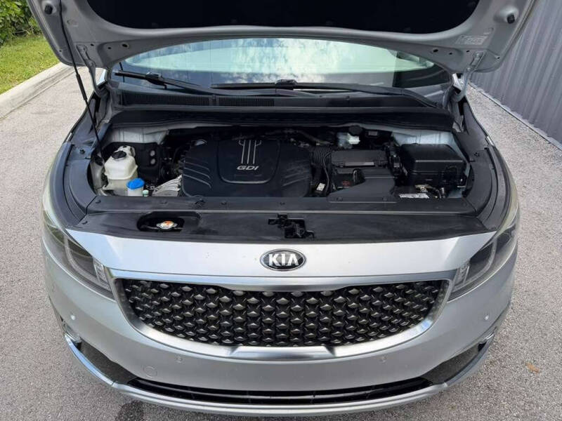 2016 Kia Sedona Limited