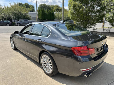 2015 BMW 5 Series 528i xDrive