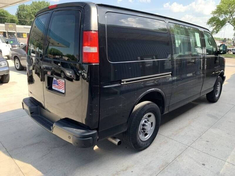 2019 Chevrolet Express 2500