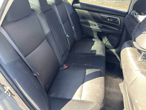 2017 Nissan Altima 2.5 SR