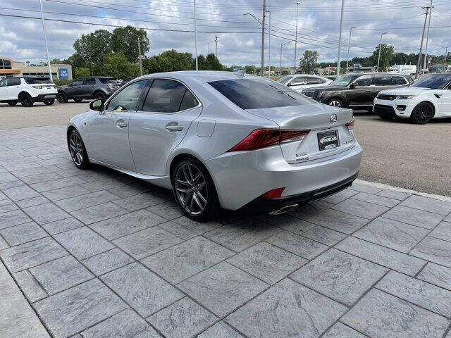 2019 Lexus IS 300