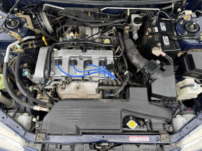 2000 Mazda Protege ES