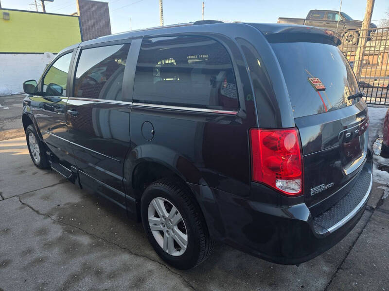 2012 Dodge Grand Caravan Crew