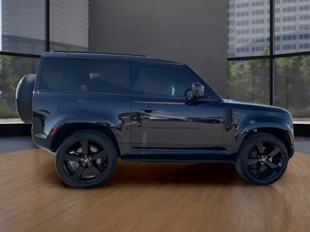 2024 Land Rover Defender 90 P400 X-Dynamic SE