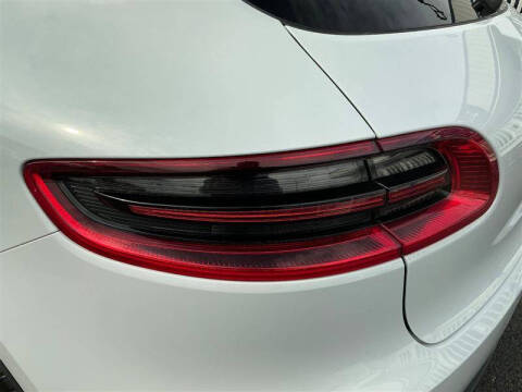 2018 Porsche Macan S