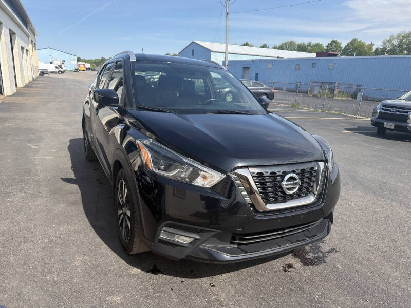 2019 Nissan Kicks SR