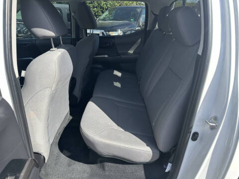 2023 Toyota Tacoma SR5 V6