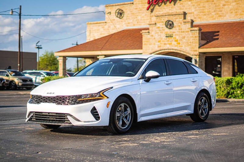 2024 Kia K5 LXS's photo