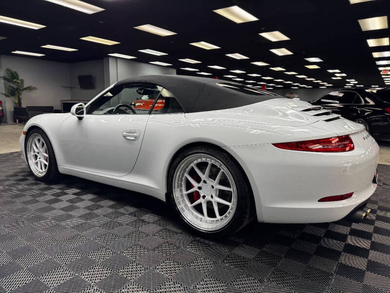 2015 Porsche 911 Carrera S