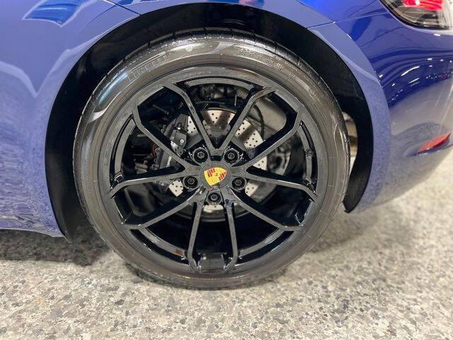 2024 Porsche 718 Cayman Style Edition