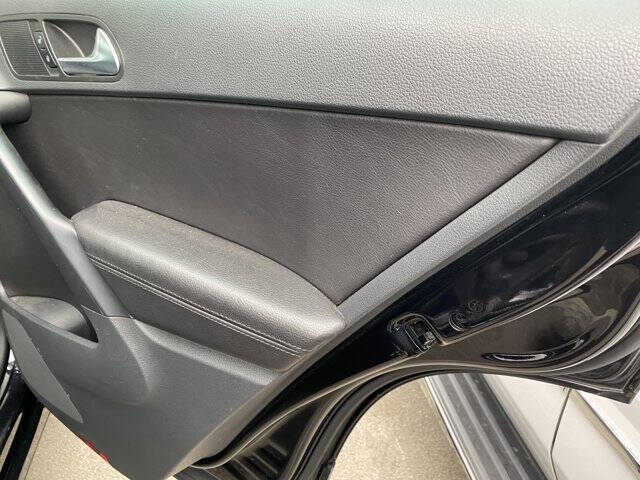 2017 Volkswagen Tiguan 2.0T Sport