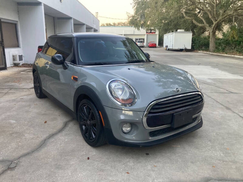 2017 MINI Hardtop 2 Door Cooper