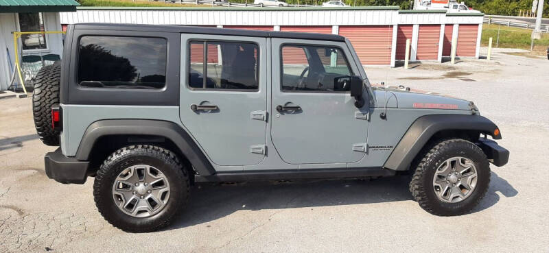 2015 Jeep Wrangler Unlimited for sale at Green Tree Motors in Elizabethton TN