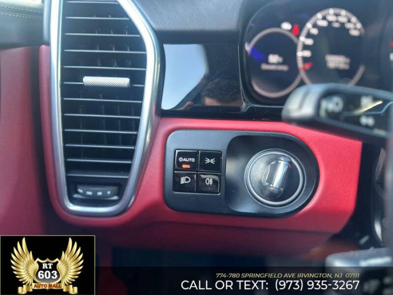 2020 Porsche Cayenne S