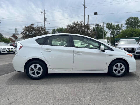 2015 Toyota Prius Three