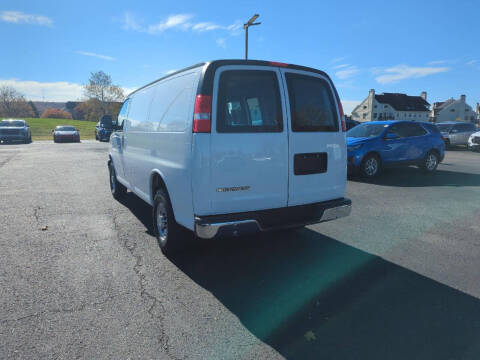 2024 Chevrolet Express 2500