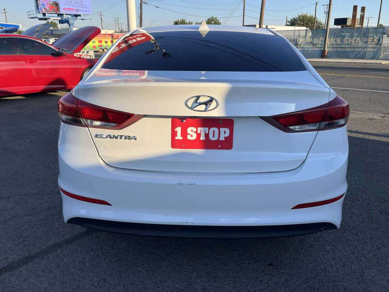 2018 Hyundai Elantra