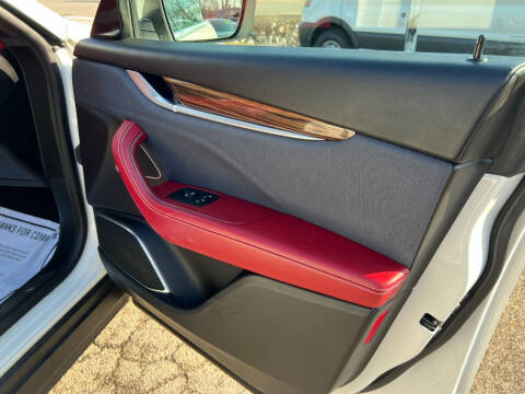 2017 Maserati Levante S