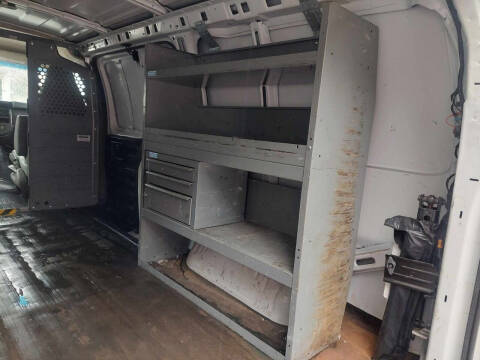 2017 Chevrolet Express 2500